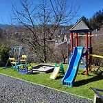 Frühstückspension Jeleni Rog 3*