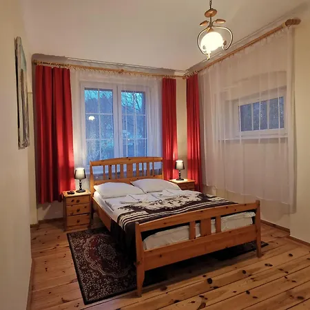 Bed & Breakfast Jeleni Rog
