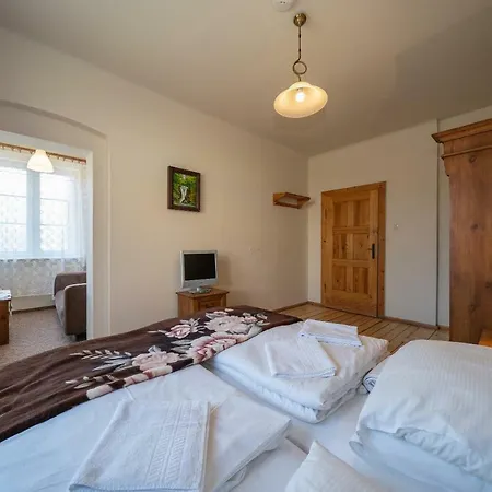 Jeleni Rog Bed & Breakfast 3*